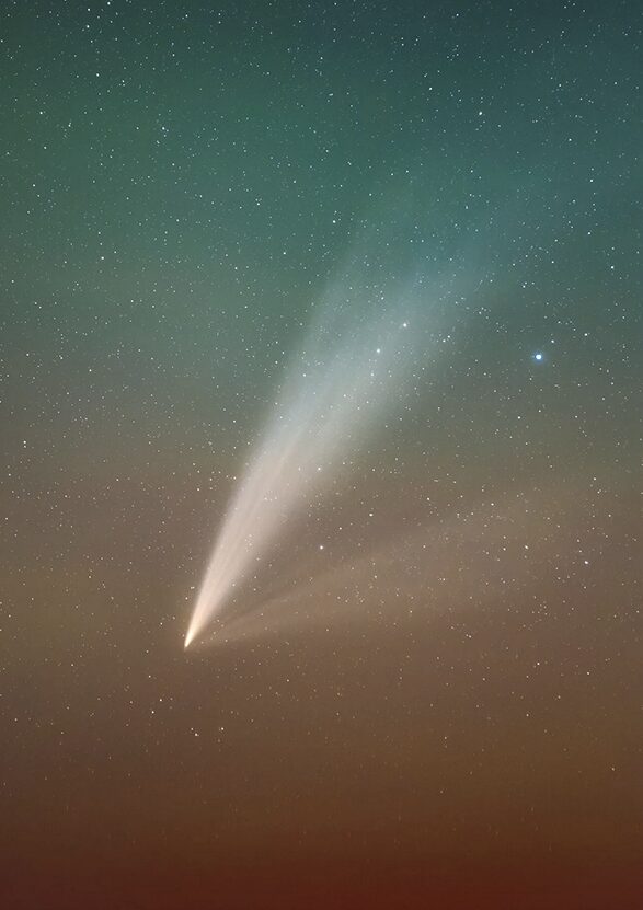 comet with two tails